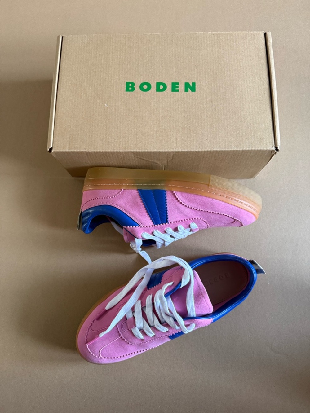 Boden Kids Pink and Blue Suede Lace-Up Sneakers